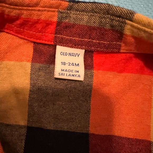 Button down shirt - Picture 2 of 2